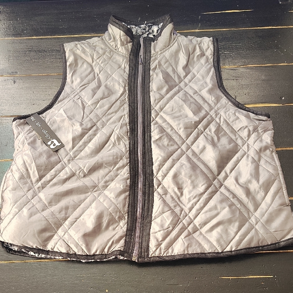 AC-TIV-OLOGY WOMEN'S REVERSIBLE VEST